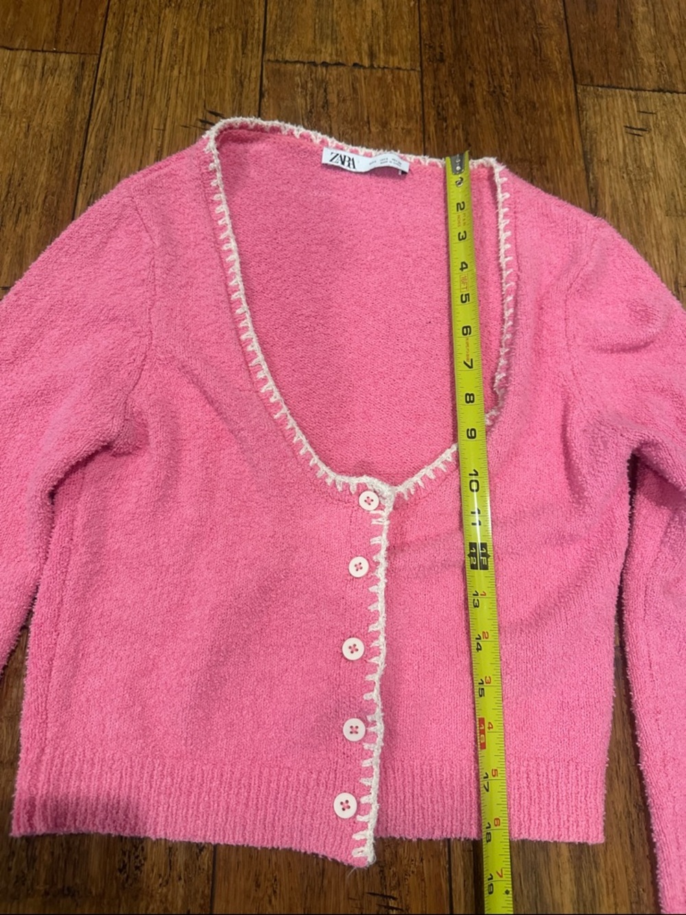 Zara Pink Cropped Scoop-Neck Cardigan with White Trim - Picture 3 of 4